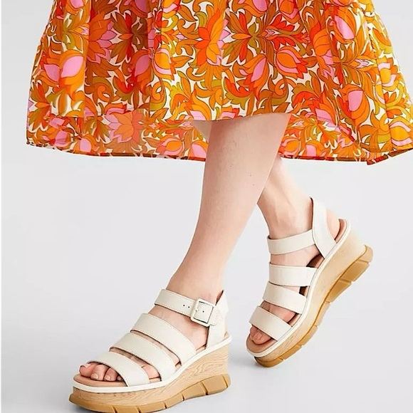 Sorel Joanie lll Platform Wedge Sandals 90s Neutral Off White Leather Chunky - Picture 4 of 17